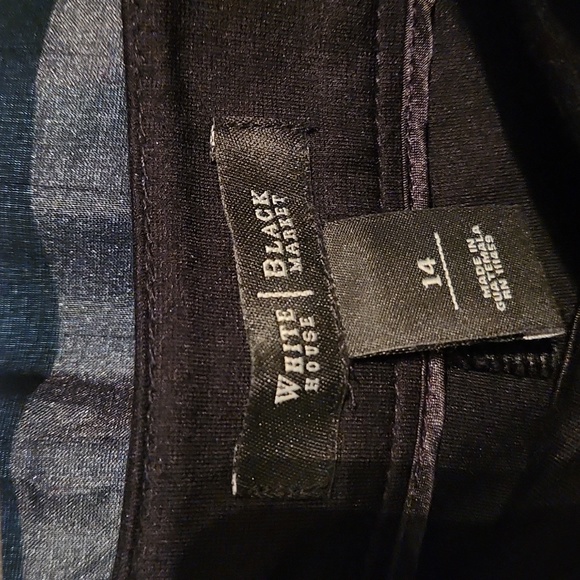 ⚫️WHITE HOUSE BLACK MARKET PANTS - Picture 3 of 4